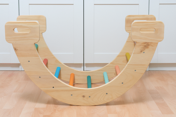 Balancín Montessori de Madera – Arco de Juego Sensorial